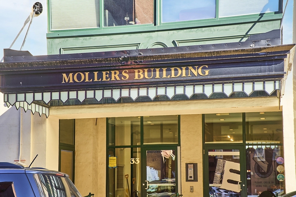 23-33 Middle St 6