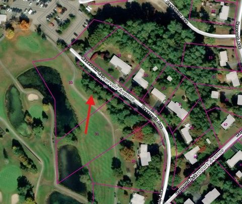 33 Reservoir Ave Lakeville MA 02347