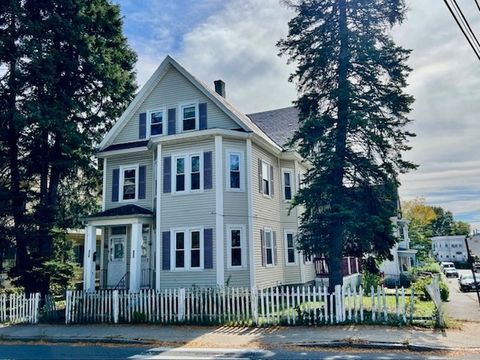 195 - 197 Moore Street Lowell MA 01852