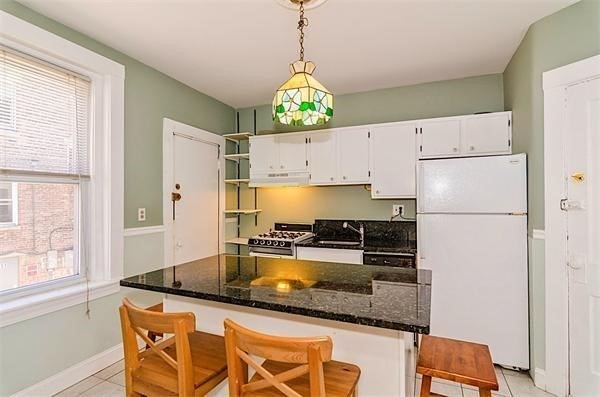 378 Riverway 3
