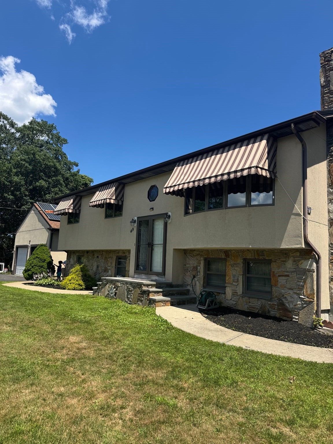 Photo of 49 Bakerville Rd, Dartmouth, MA