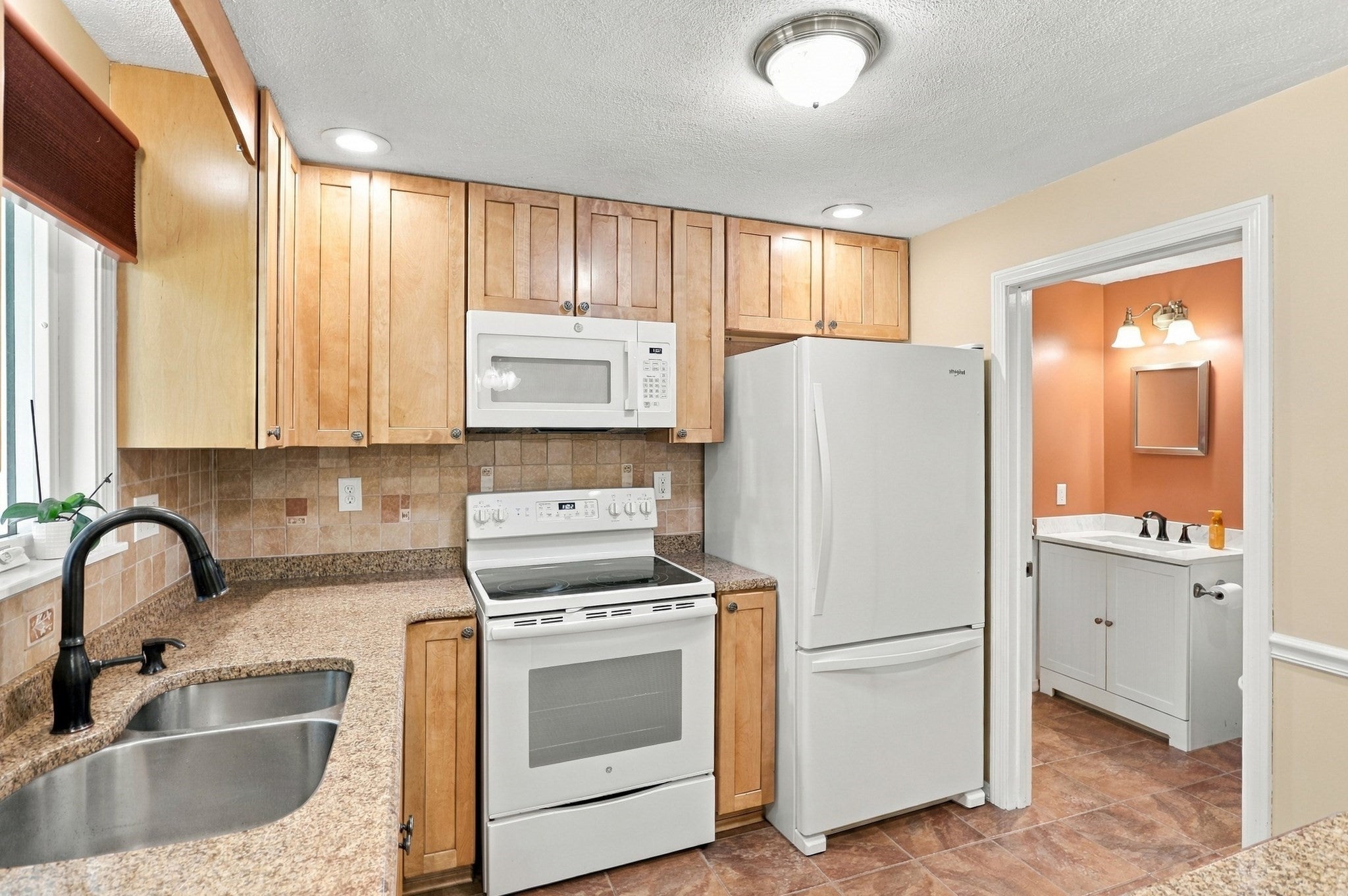 32 Frederick St #6, Dracut, MA, 32 Frederick St #6, Dracut, MA Photo #11