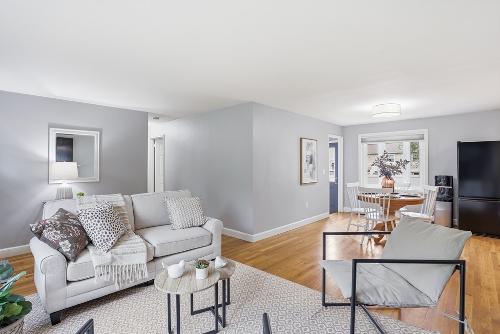 23 Wychwood Dr, Littleton, MA Photo #16
