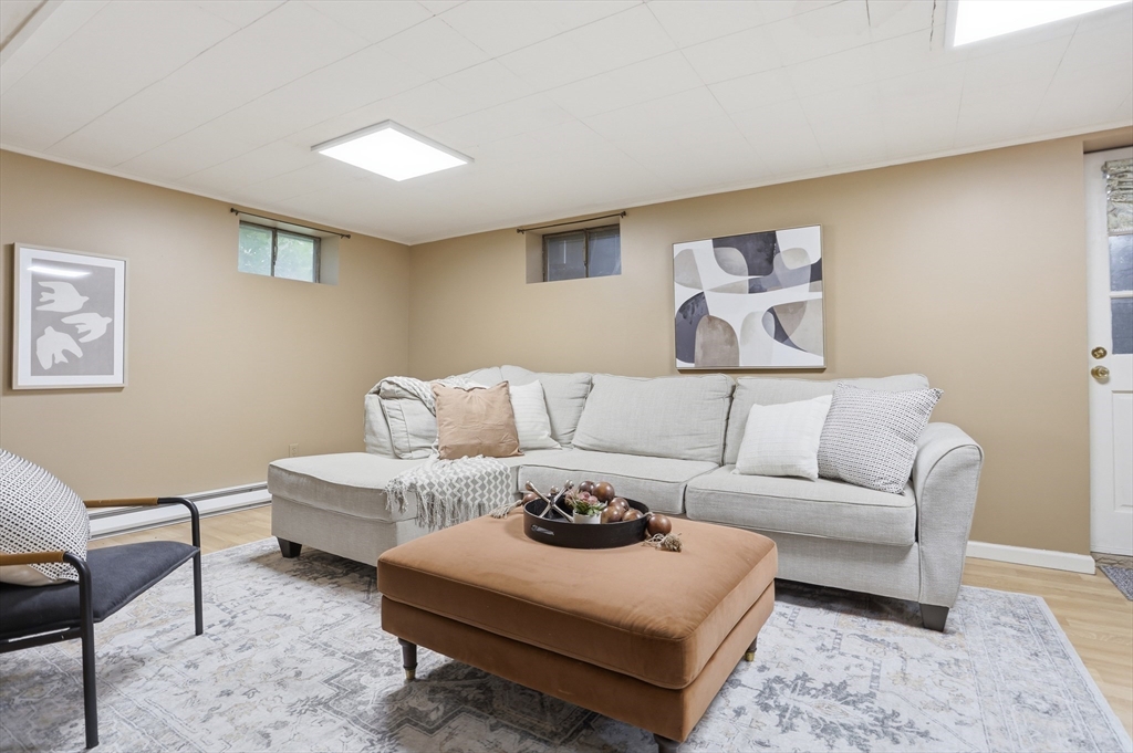 23 Wychwood Dr, Littleton, MA Photo #33