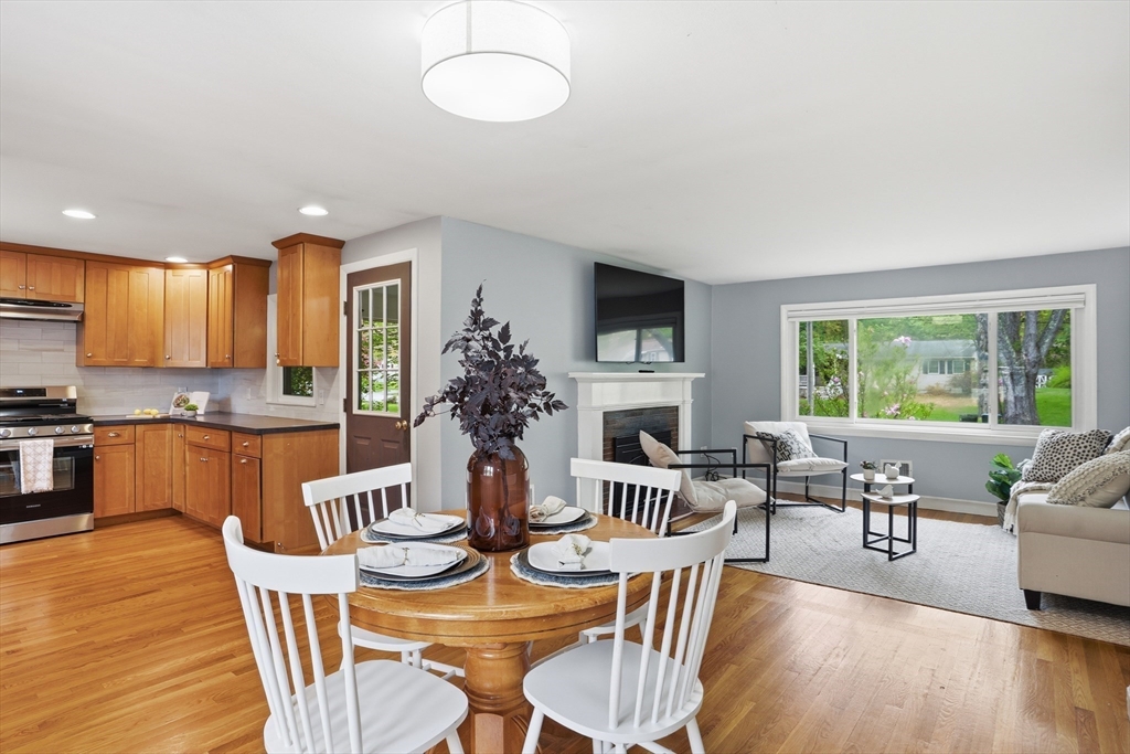 23 Wychwood Dr, Littleton, MA Photo #8