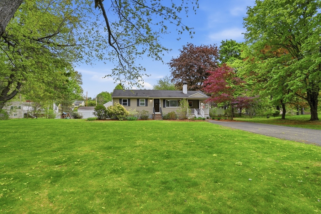 23 Wychwood Dr, Littleton, MA Photo #3