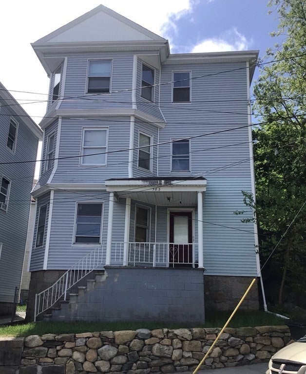 Photo of 583 Center St, Fall River, MA