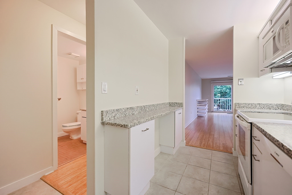 26 Holly Ln 3E