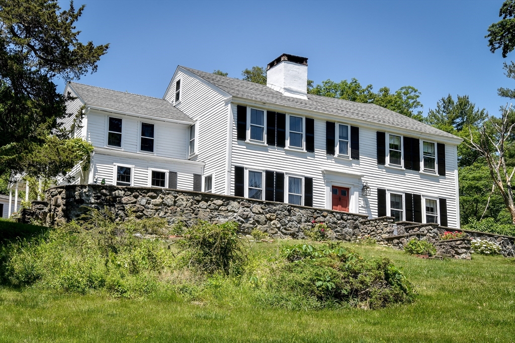 79 Nobscot Rd