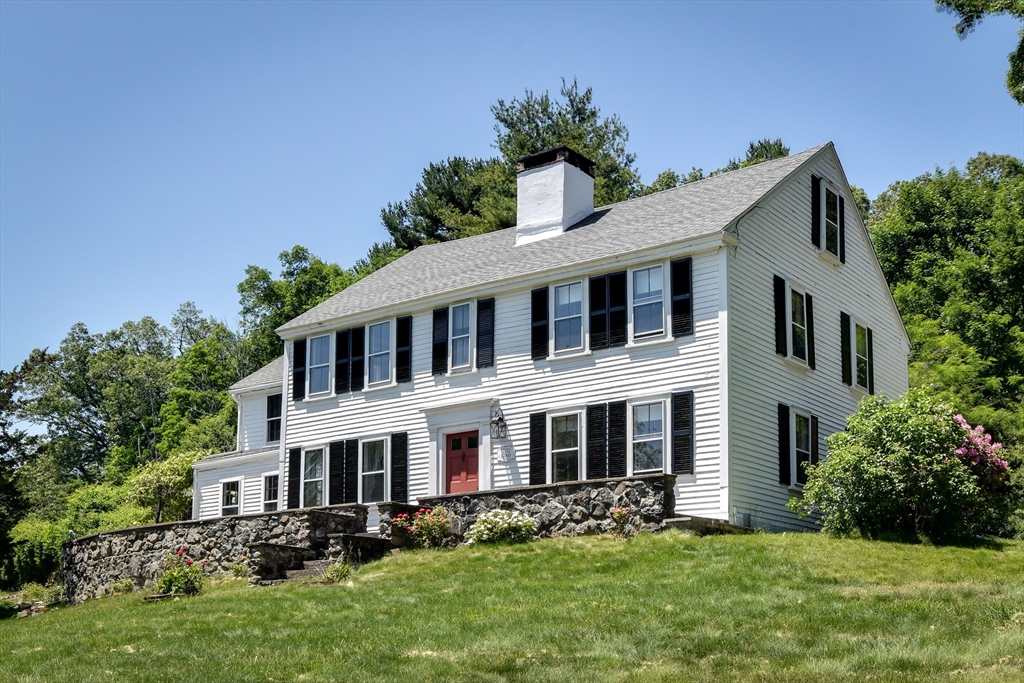 79 Nobscot Rd
