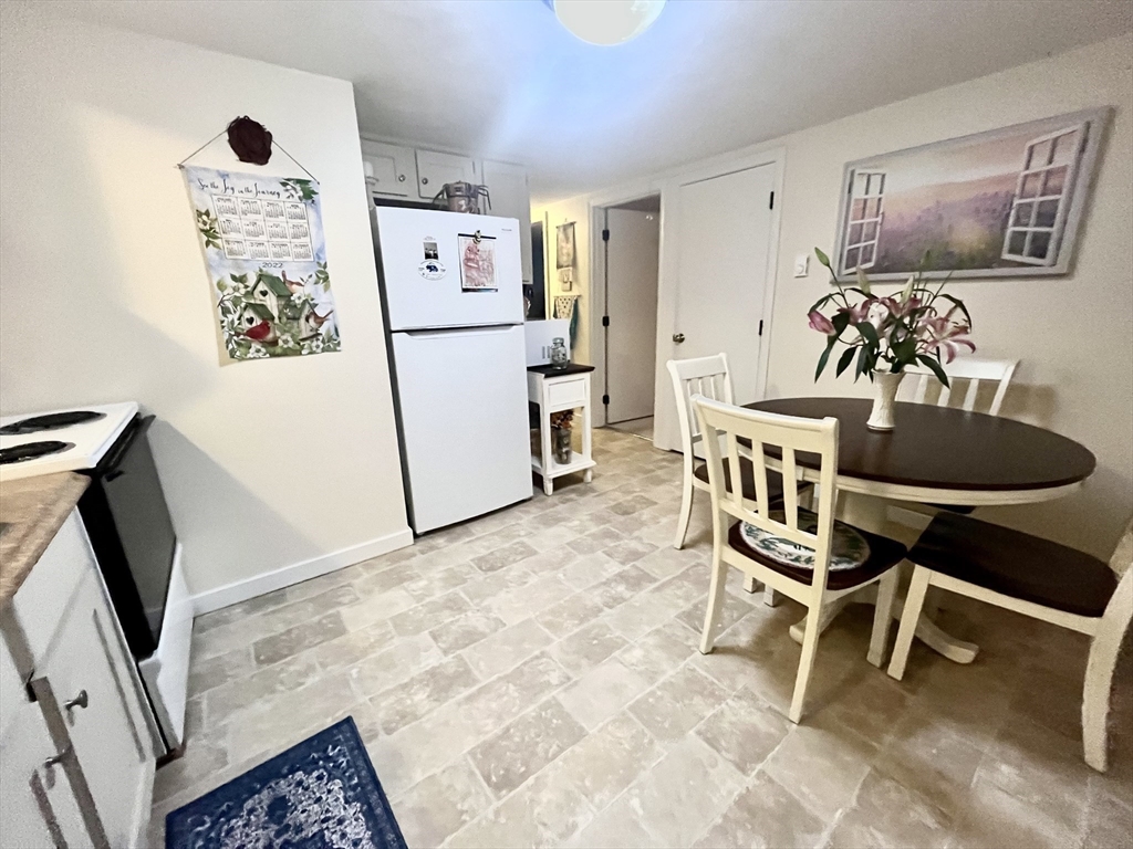 61 Federal Hill Rd 61