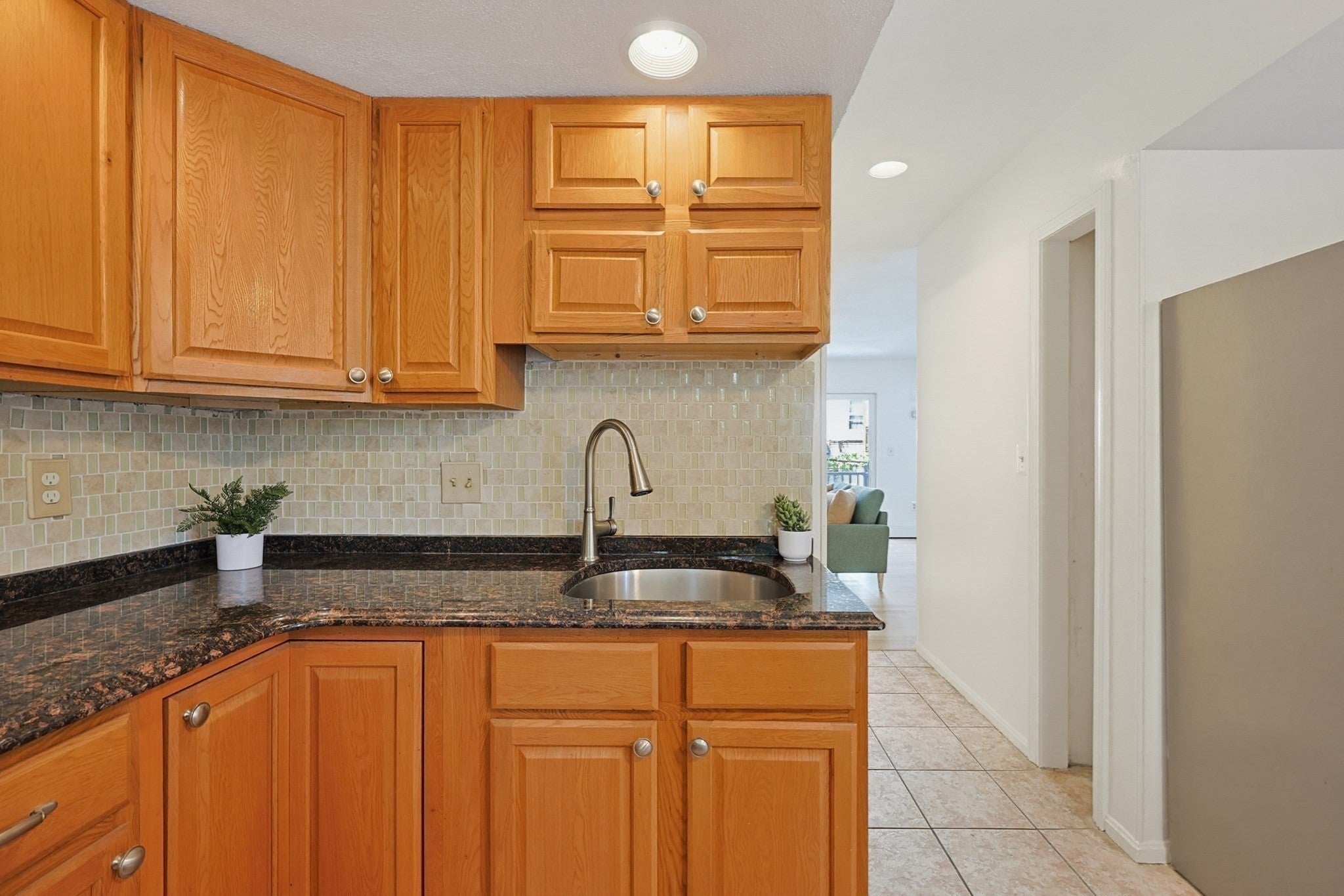 294 Paris Street #294, Boston, MA, 294 Paris Street #294, Boston, MA Photo #17