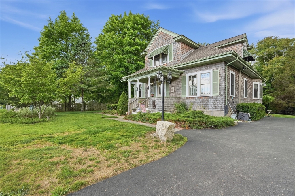 602 Old County Rd
