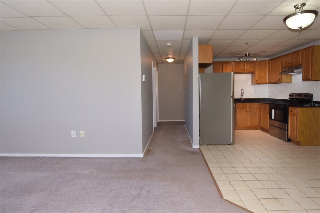 64 Foster St #301, Peabody, MA Photo #11