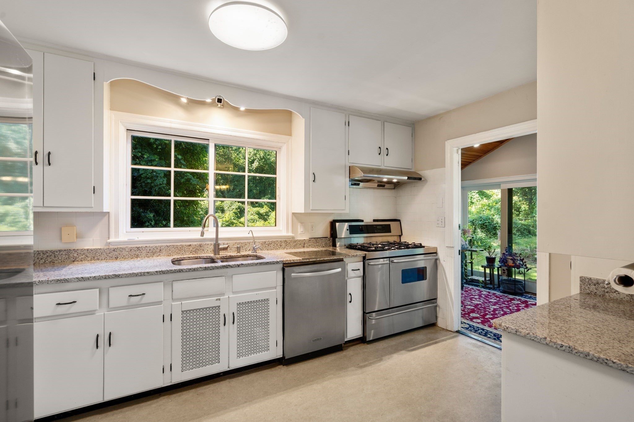 631 Blue Hill Ave, Milton, MA Photo #7