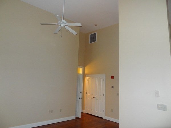 25 Main Street 3B