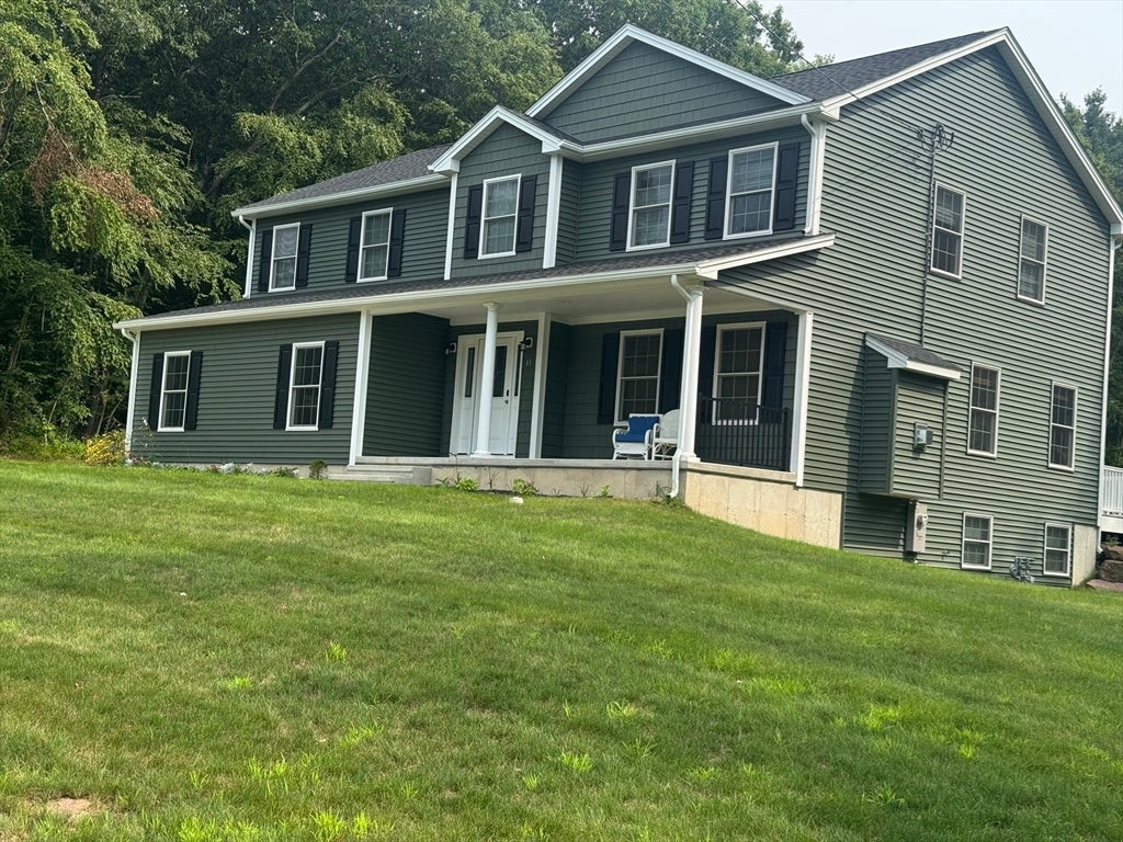 Photo of 14 Wellfleet Dr, Wilbraham, MA