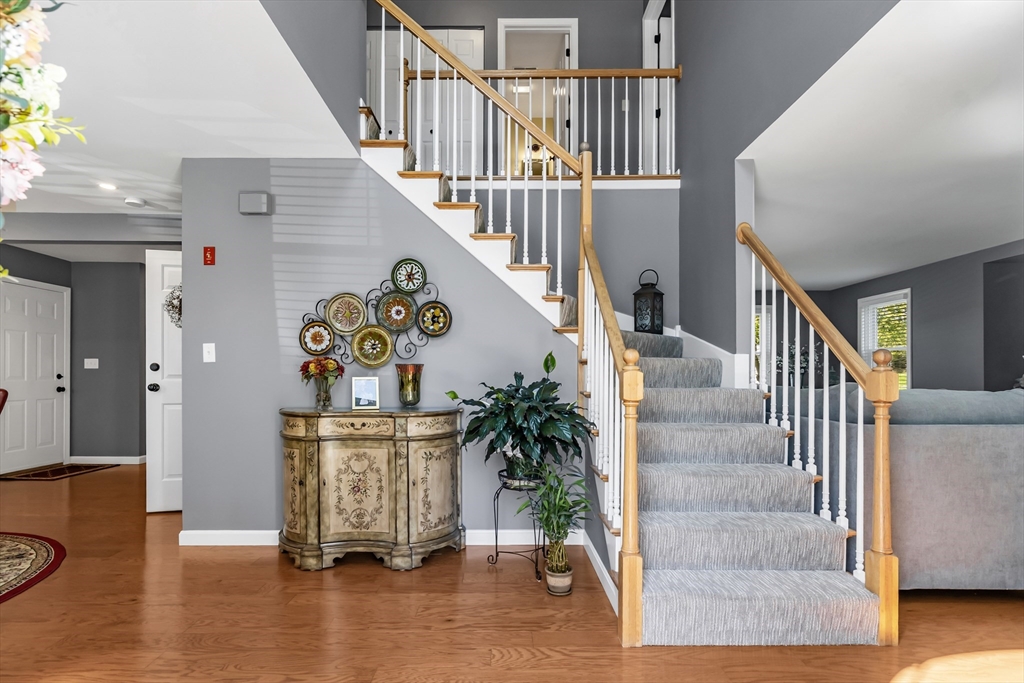 15 Beechwood Dr