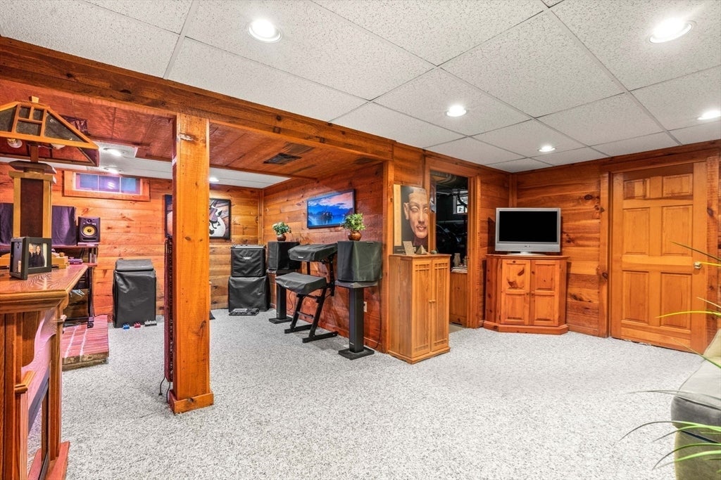 82 Keystone Ln, Billerica, MA, 82 Keystone Ln, Billerica, MA Photo #25