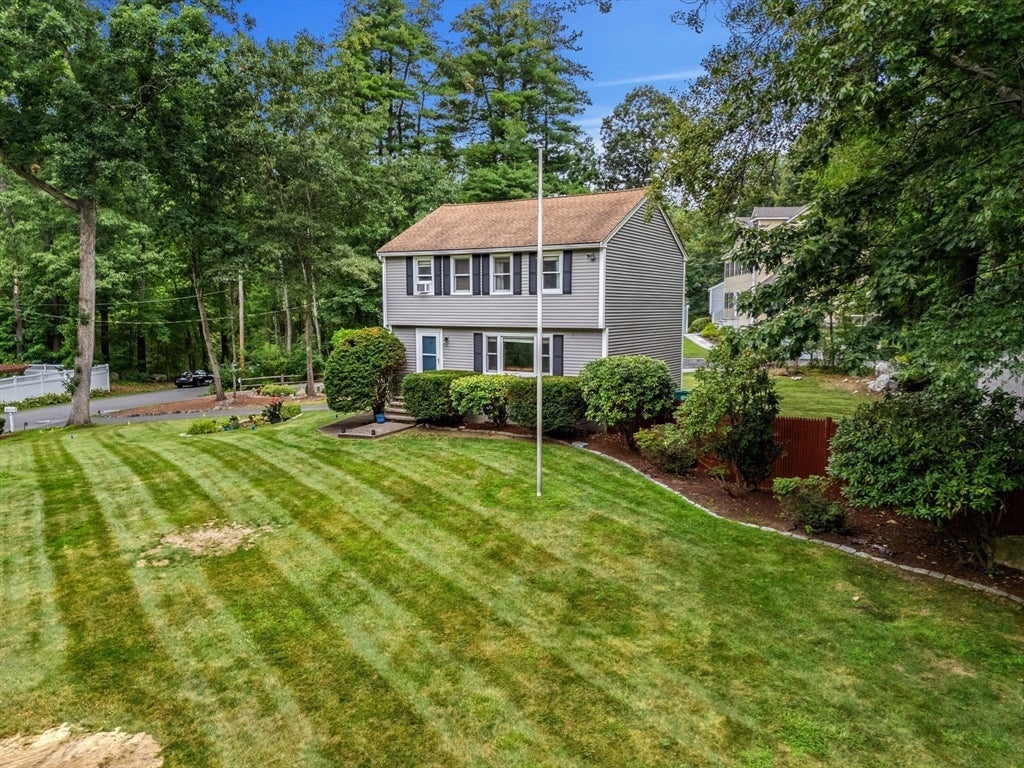 82 Keystone Ln, Billerica, MA, 82 Keystone Ln, Billerica, MA Photo #2