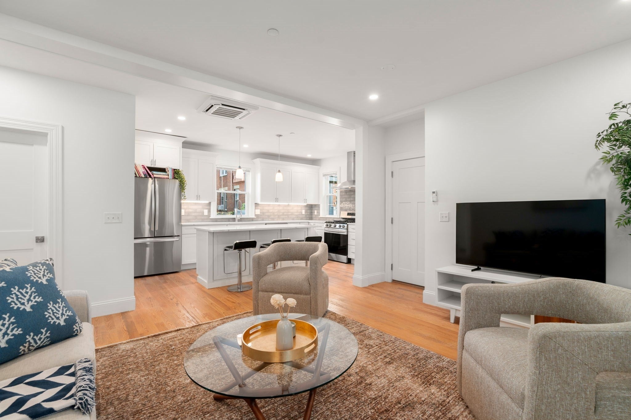 8 Brookside Ave #1, Boston, MA, 8 Brookside Ave #1, Boston, MA Photo #1