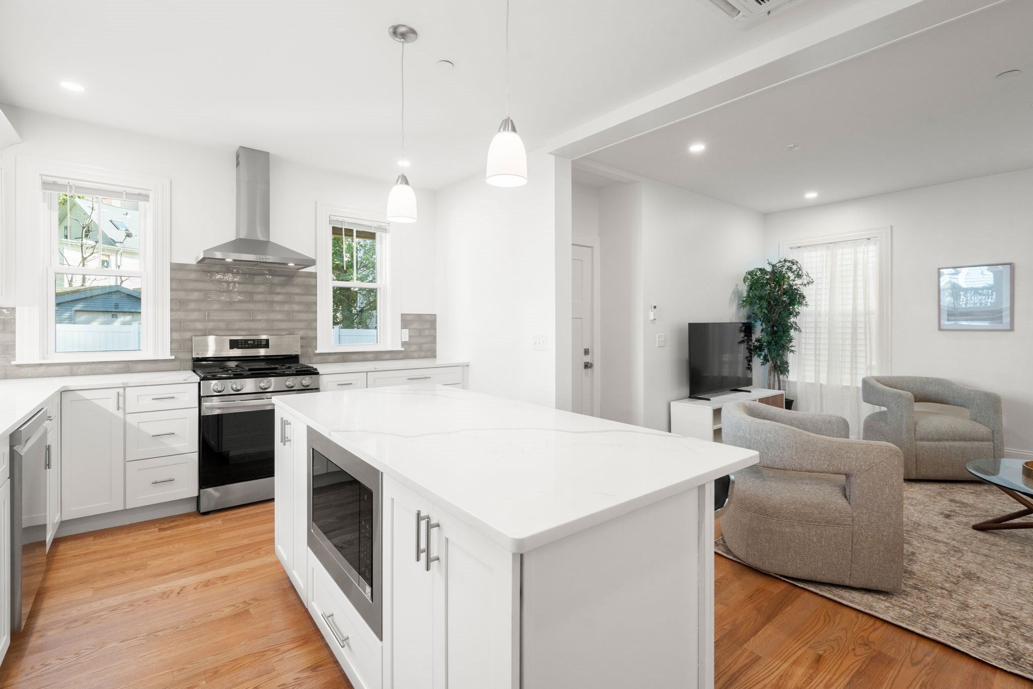 8 Brookside Ave #1, Boston, MA, 8 Brookside Ave #1, Boston, MA Photo #3