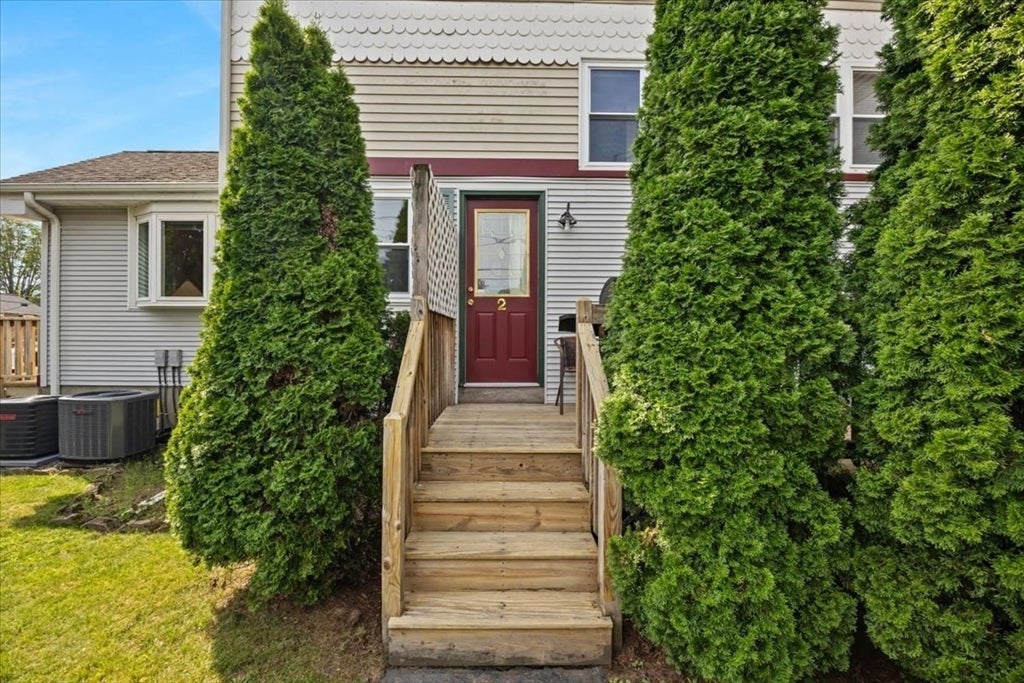 1004 N Main Street 2