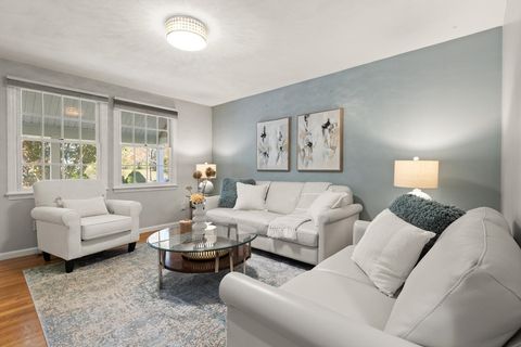 7 Dempsey Way Westford MA 01886