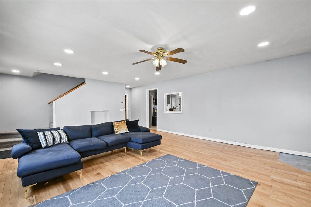 726 Blossom Street