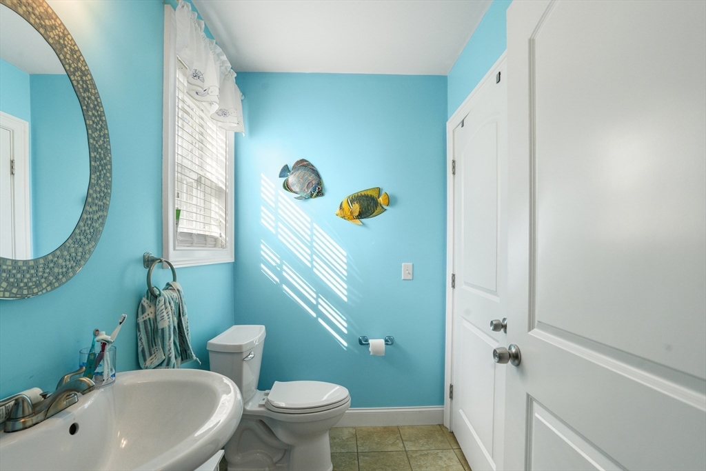 26 S Wheaton Avenue, Seekonk, MA Photo #17