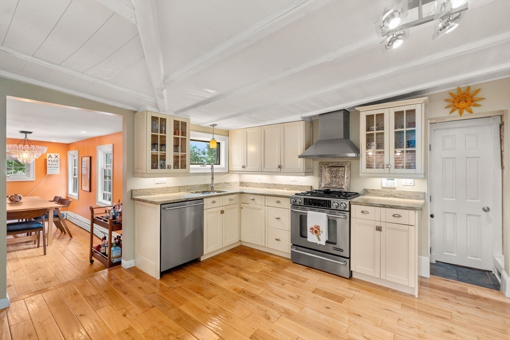 10 Salem St Ave 2