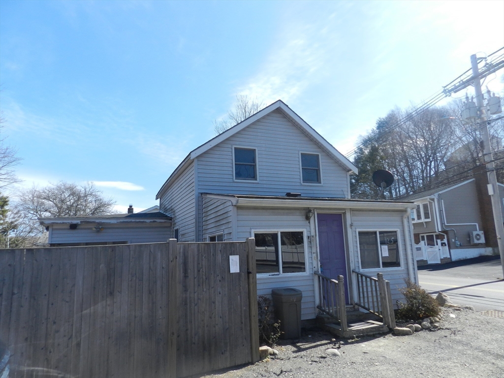 125 Bartholomew St