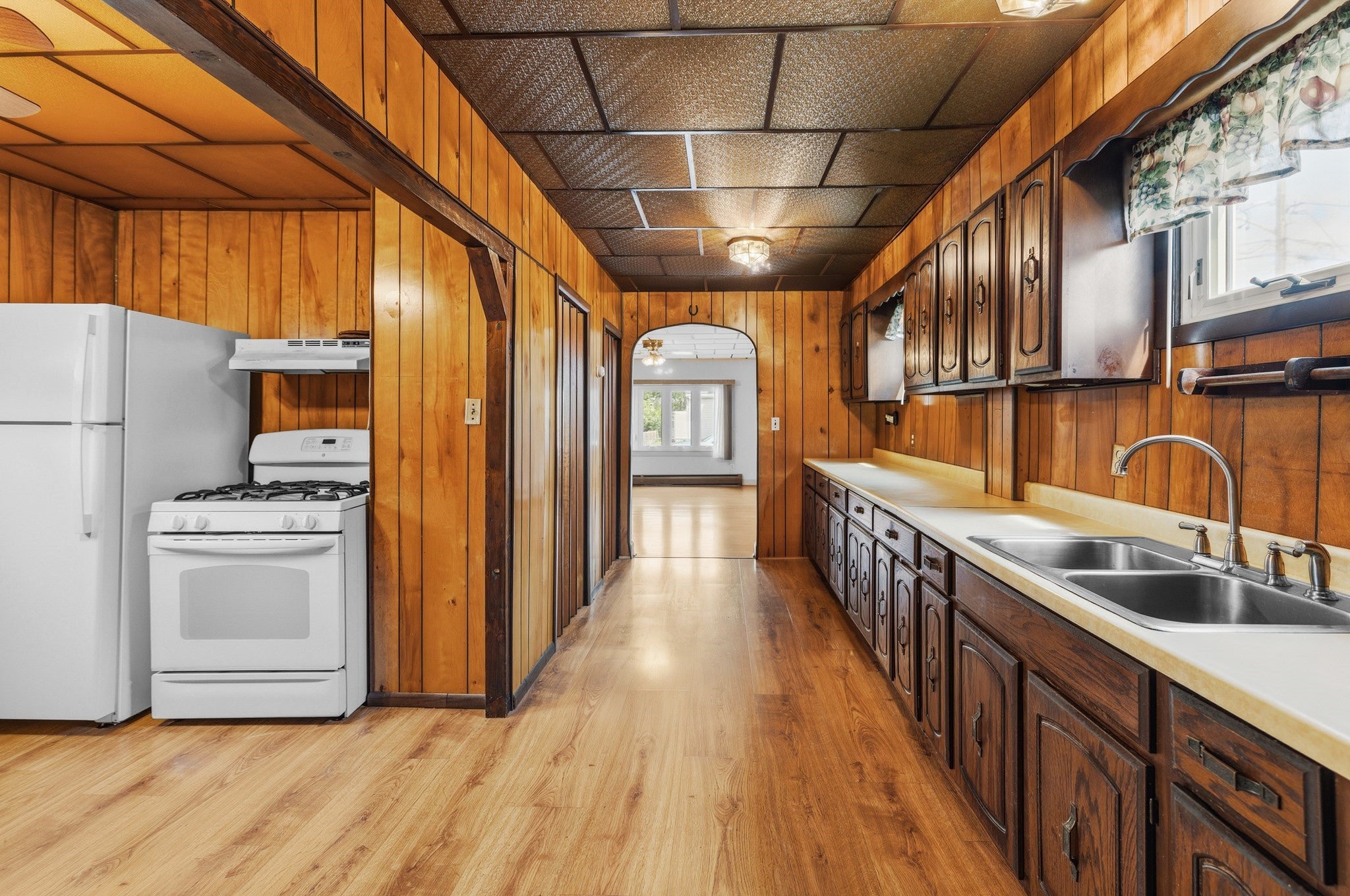 57 Peach St, Swansea, MA Photo #16