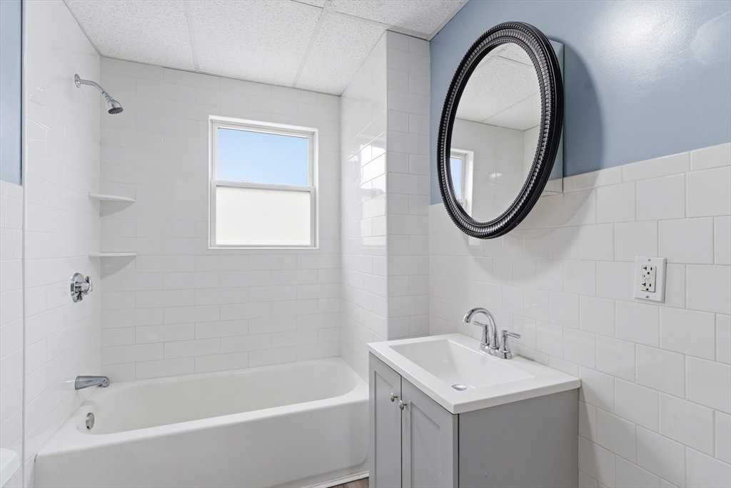 545 Brayton Ave, Fall River, MA Photo #9