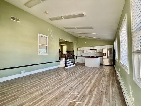 545 Brayton Ave Fall River MA 02721