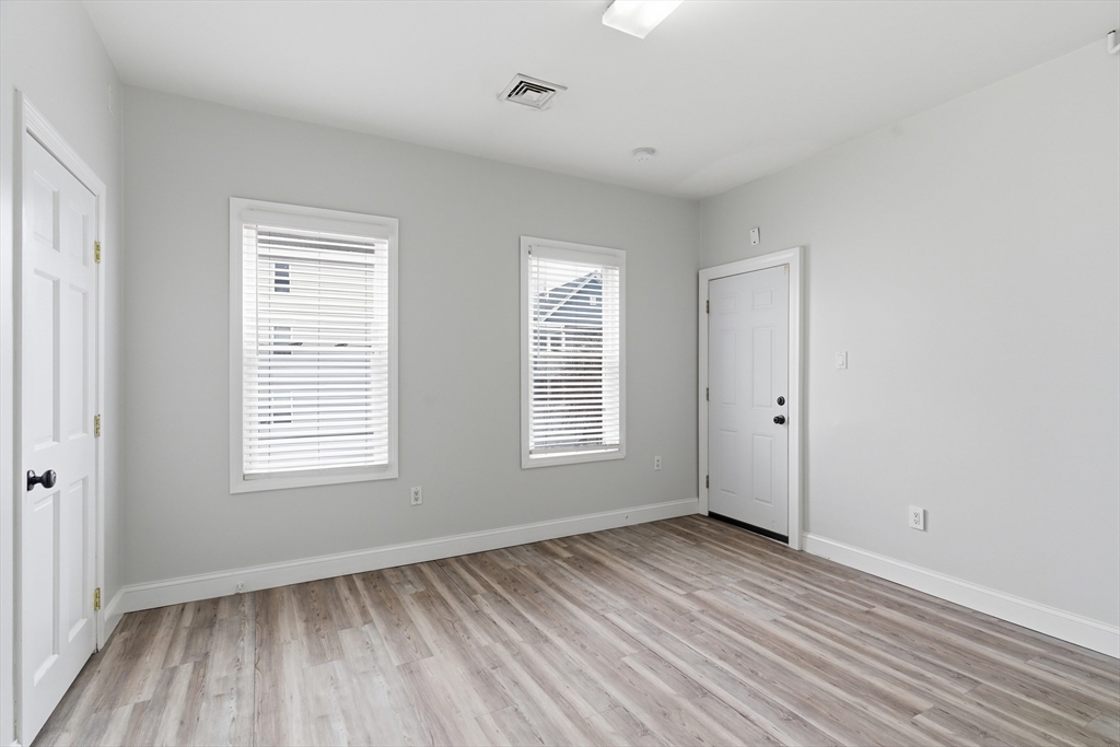 545 Brayton Ave, Fall River, MA Photo #10