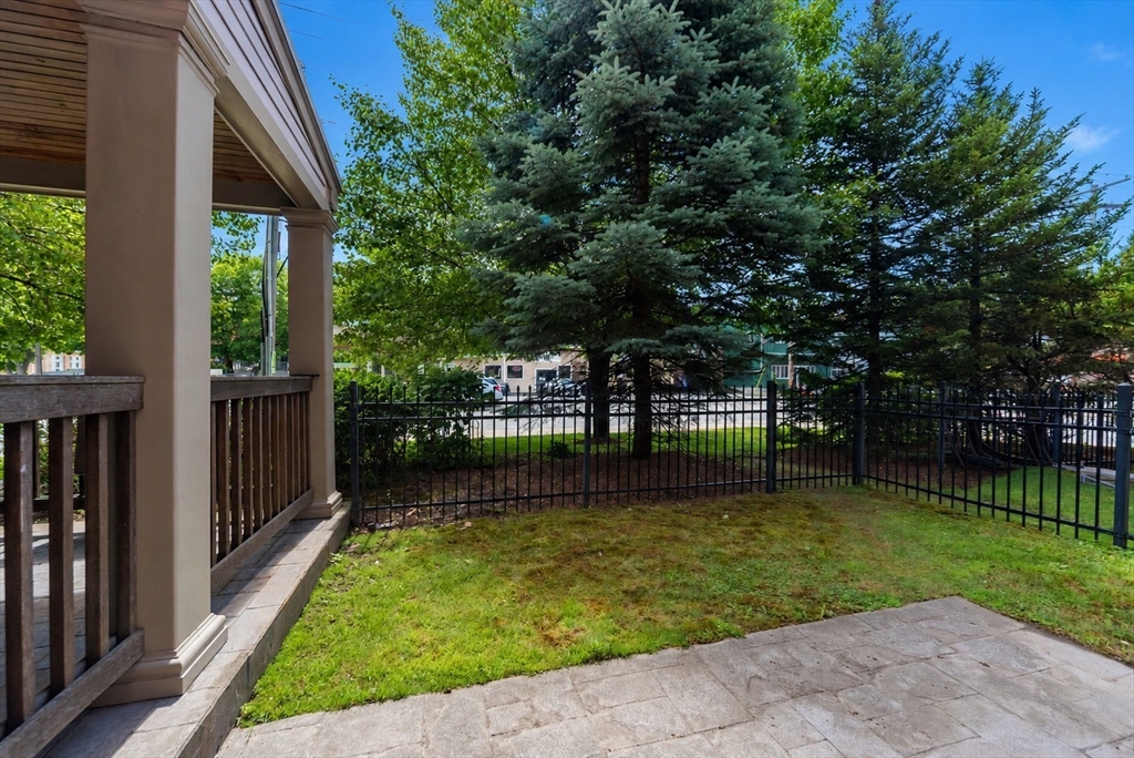 540 Main St 101