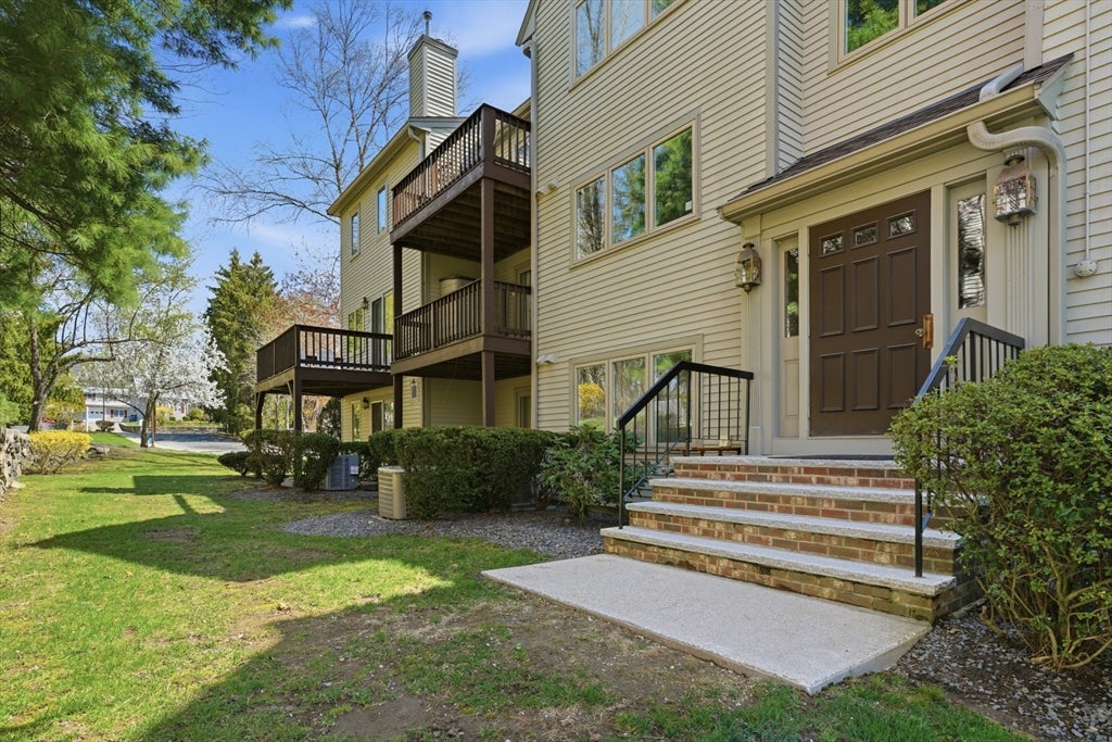 63 Maple St F