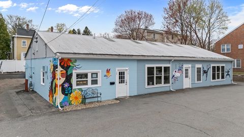 28 School Street North Andover MA 01845