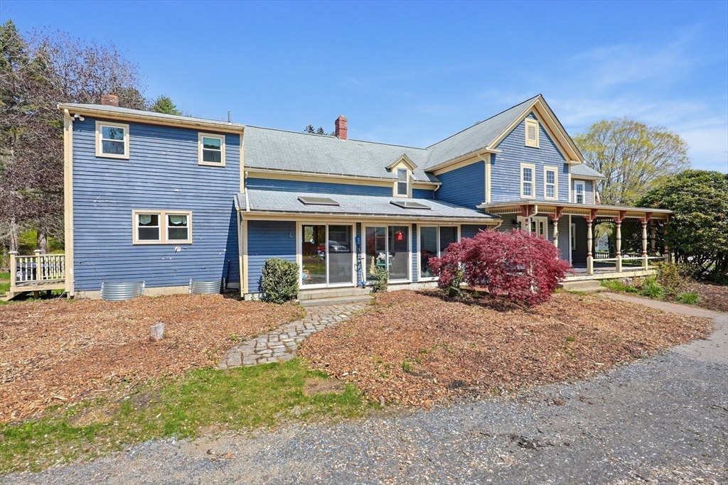 136 Lincoln St