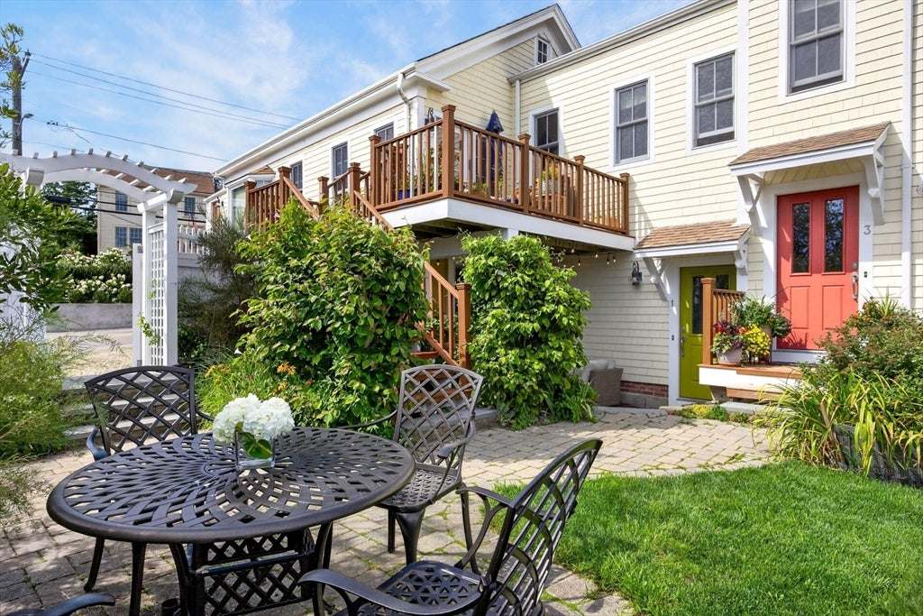23 Bradford Street Unit 1