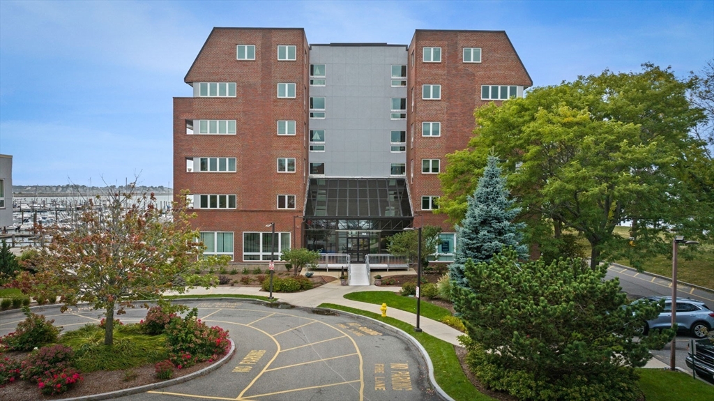 154 Lynnway 520