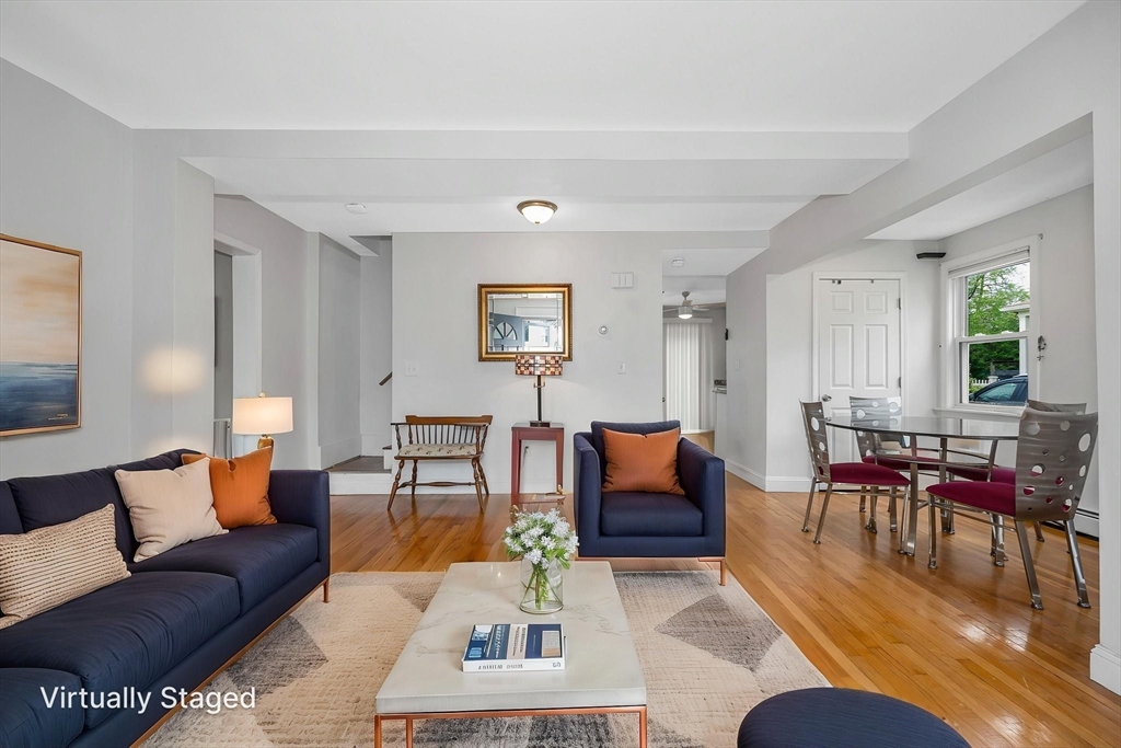 25 Ash St