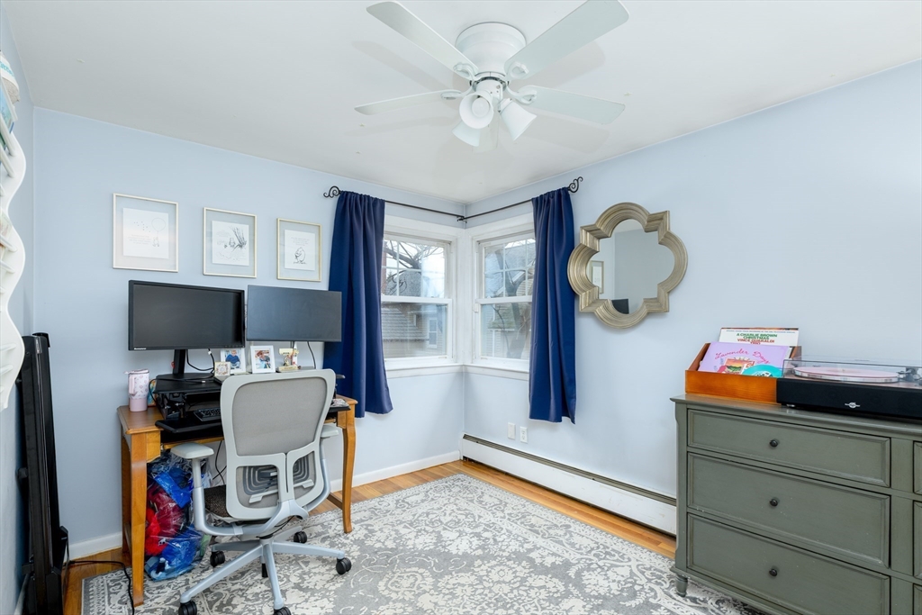 Picture for the property 73488211, 3 beds, 2 baths