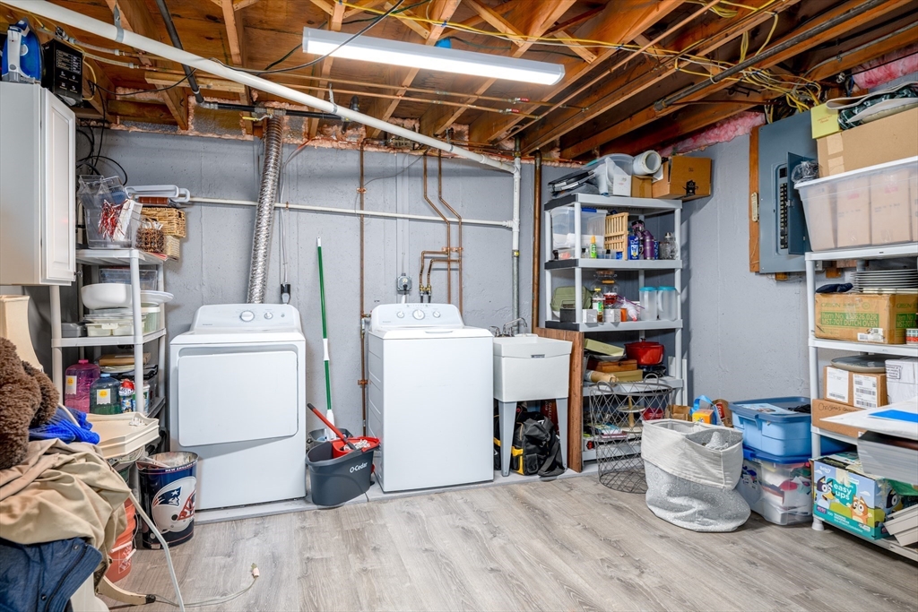Picture for the property 73488211, 3 beds, 2 baths