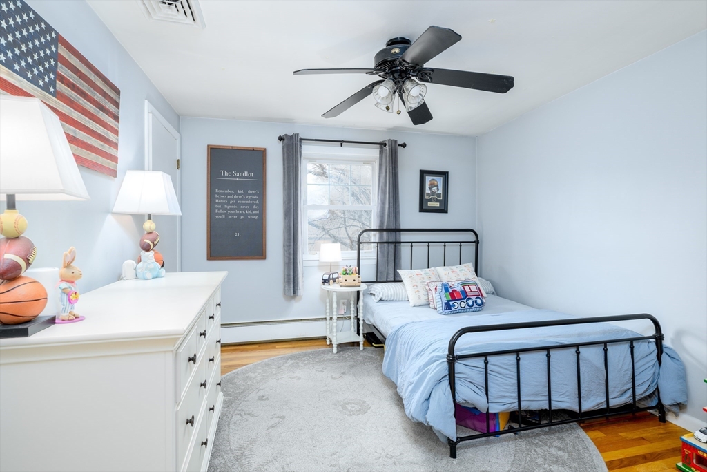Picture for the property 73488211, 3 beds, 2 baths