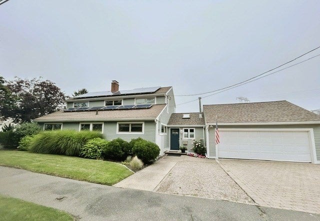 55 Memorial Dr