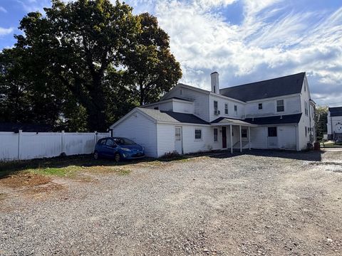 146 Village St 3 Medway MA 02053