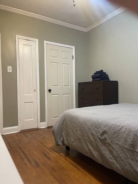 12 E. Shelby St. Room For Rent FURNISHED