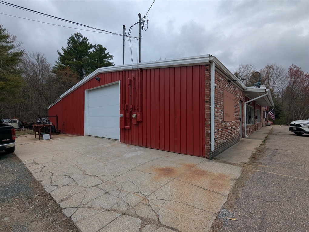 1363-1367 Main St